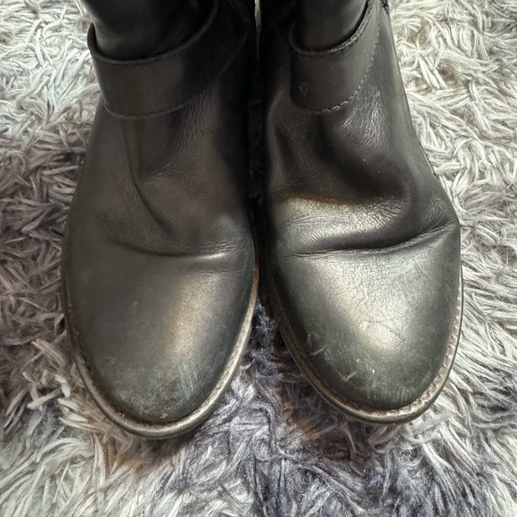 Steve Madden Sonnya Boots - Picture 5 of 9